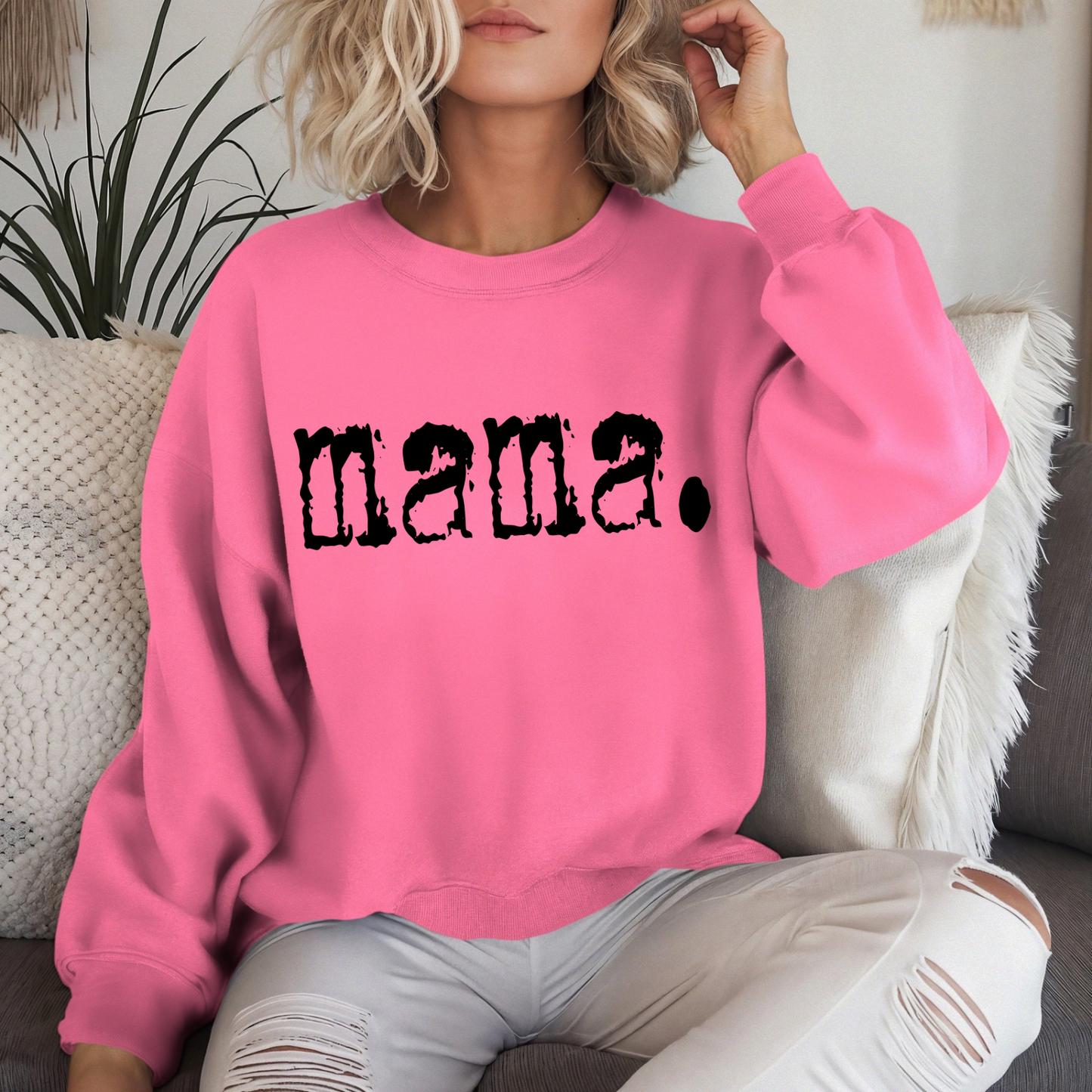 Mama Graphic Women’s Crewneck
