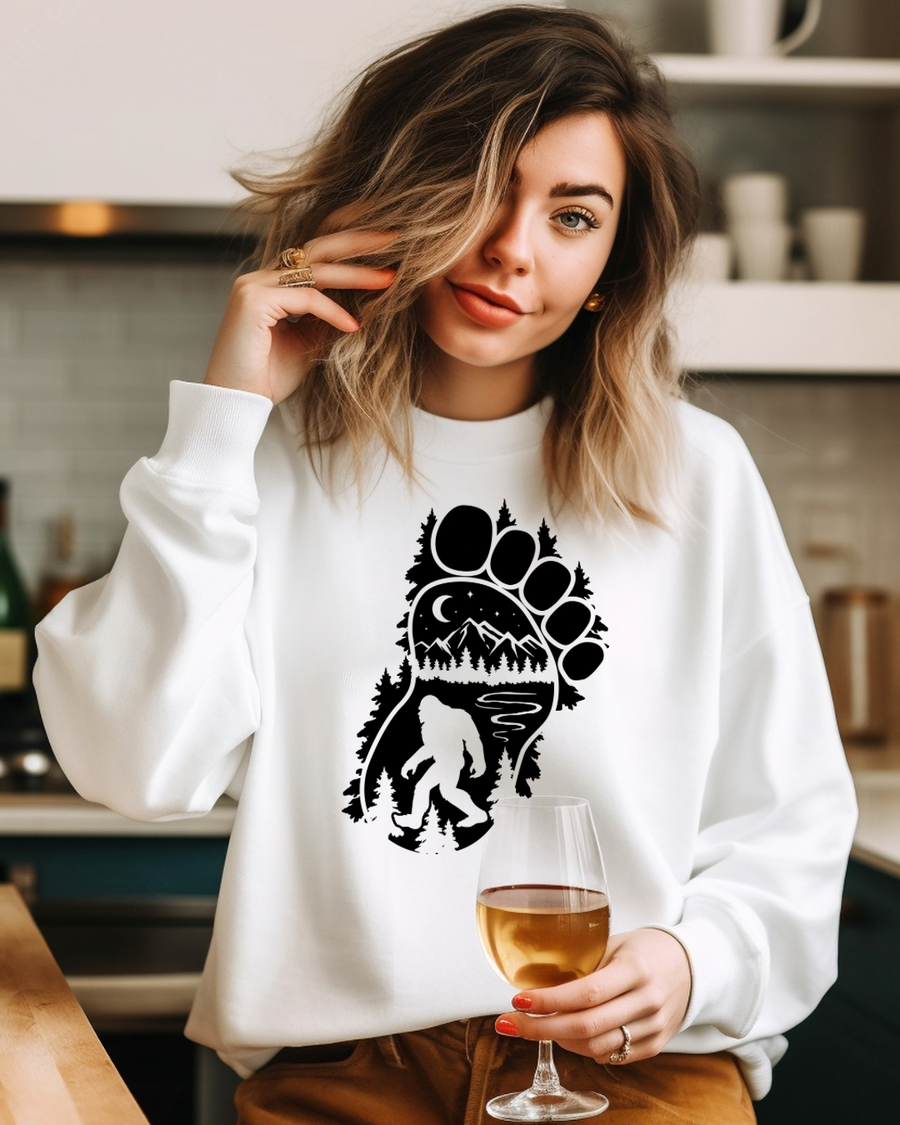 Bigfoot + Chill Women’s Crewneck