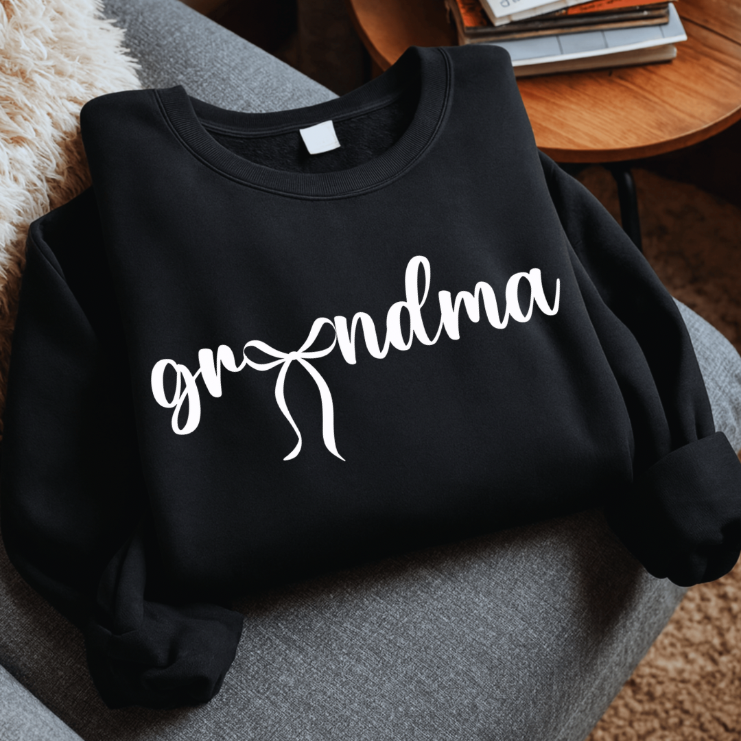Gr🎀ndma Women’s Crewneck Sweatshirt