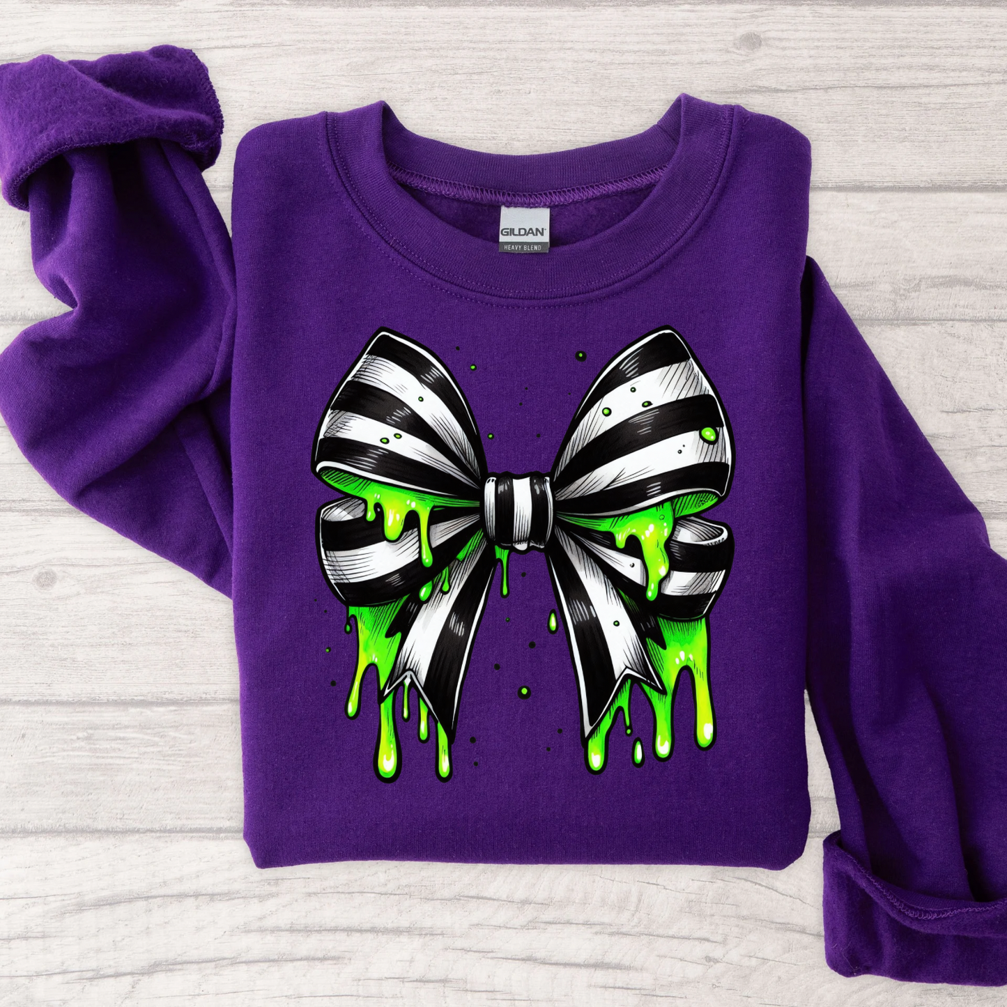 Beetle Bow Women’s Crewneck