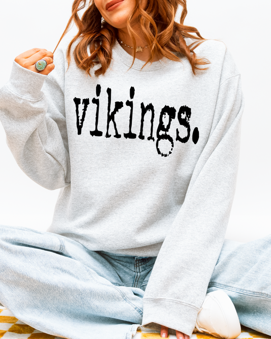 Vikings Graphic Women’s Crewneck Sweatshirt