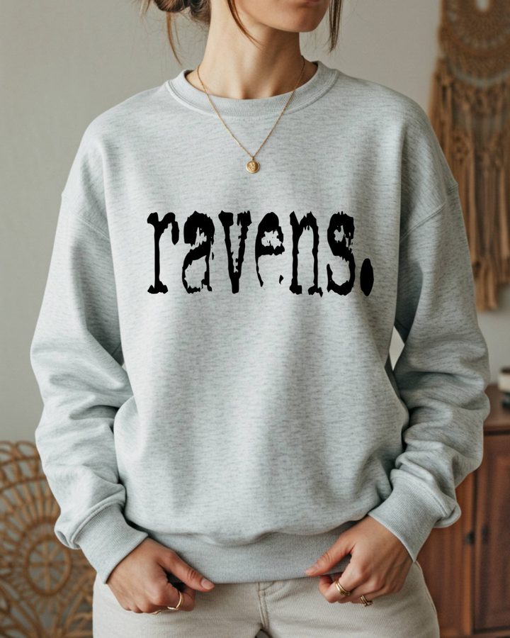 Ravens Graphic Women’s Crewneck Sweatshirt